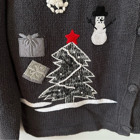 Ashley Hill Sweater Cardigan Womens Size Medium Gray White Christmas Vintage - Picture 5 of 16